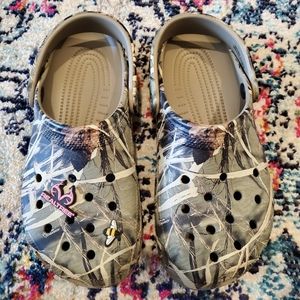 Camo crocs